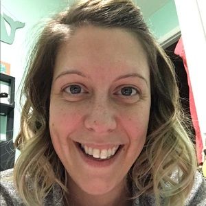 Meet your Posher, Elisa